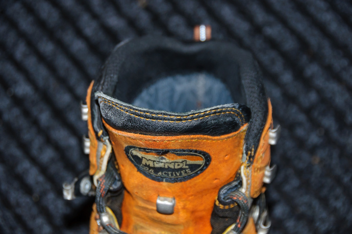 jazyk boty meindl alta via